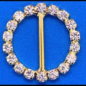 Gold round belt buckle napkin ribbon holder